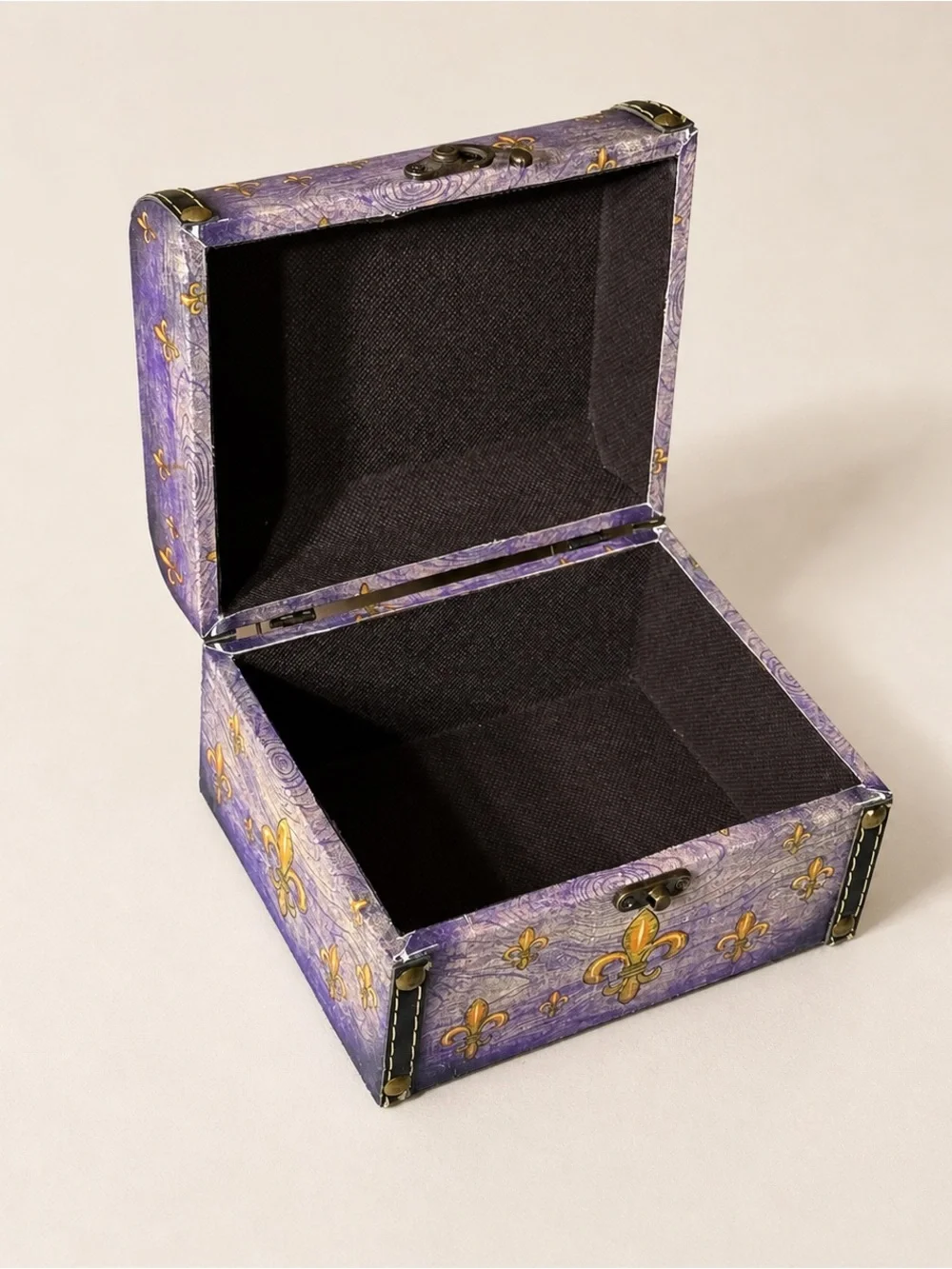 Vintage Purple Fleur De Lis Trinket Jewelry Box‎ Chest Lockable